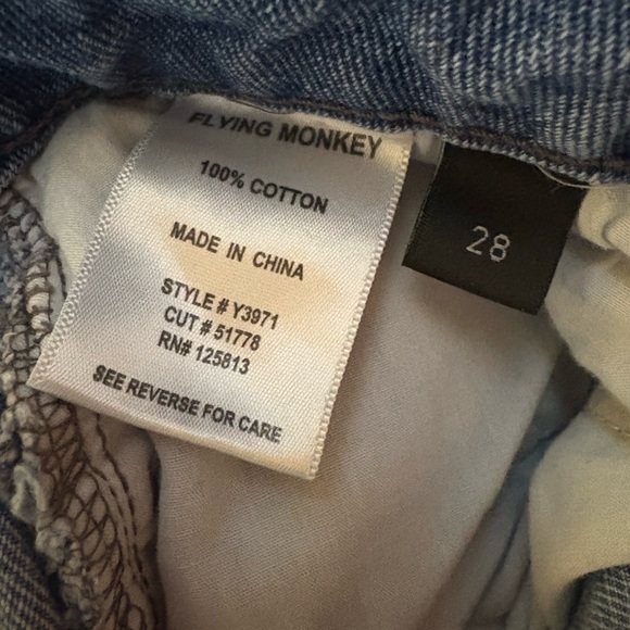 Flying Monkey Women's Blue Jeans Size 28 Distressed Straight Leg High Rise Denim - Picture 2 of 13